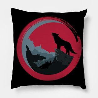 Blood wolf against moon Pillow