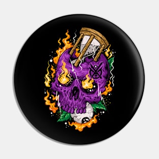 Skull burn Pin