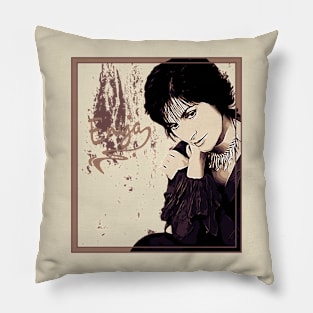 Enya // Brown Vintage Pillow