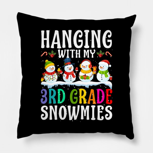 Hanging With My 3Rd Grade Snowmies Teacher Christm Pillow by intelus