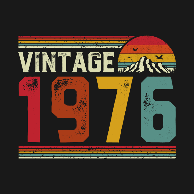 Vintage 1976 Birthday Gift Retro Style by Foatui