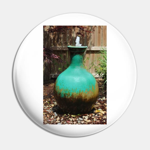 Vase Fountain Pin by Cynthia48