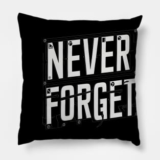 vintage never forget Pillow