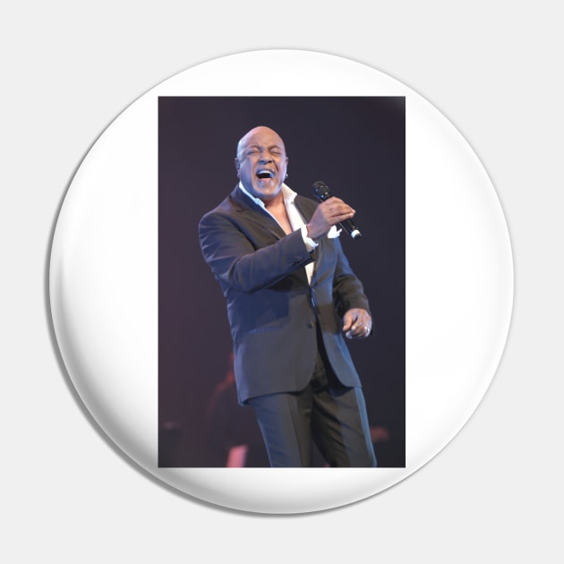 Peabo Bryson Photograph Pin by Concert Photos