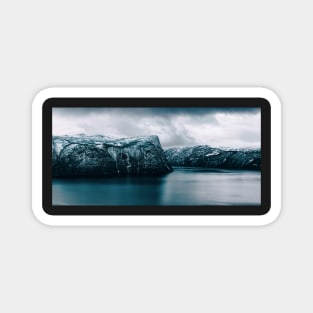 Nordic Winter - Dramatic Coastal Landscape on Cold Moody Winter Magnet