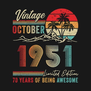 70 Years Old 70th Birthday Decoration Vintage October 1951 T-Shirt