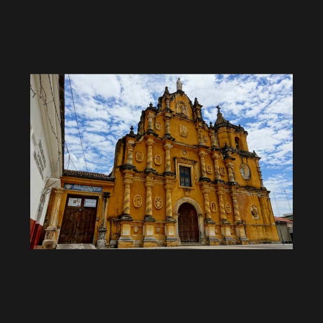 Nicaragua - Léon Iglesia De La Recoleccion by franck380