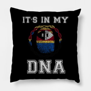 Swaziland  It's In My DNA - Gift for Swazilander From Swaziland Pillow