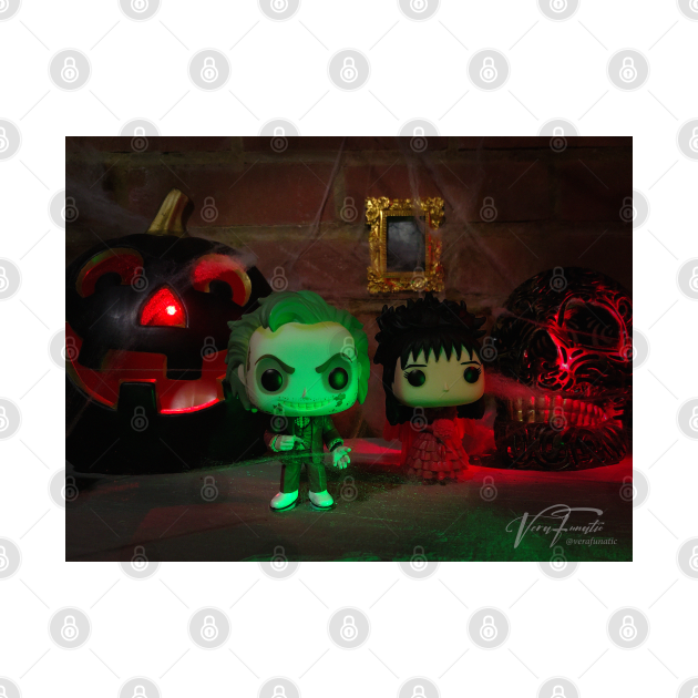 Betelgeuse & Lydia Deetz Funko Pop - Beetlejuice - Kids Hoodie | TeePublic