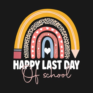 Happy Last Day Of School Kindergarten Students Teacher Summer T-Shirt