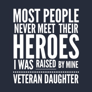 Veteran daughter T-Shirt