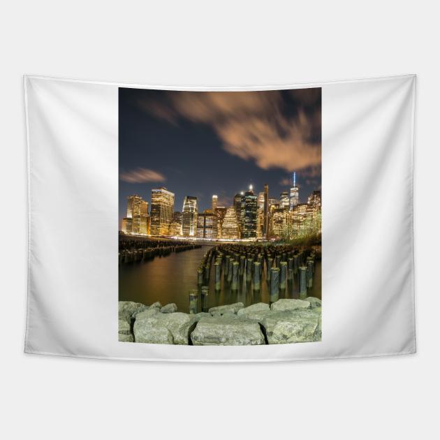 Manhattan Skyline Tapestry by igjustin