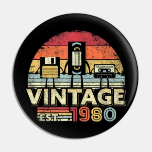 Vintage 40th Birthday Gift 1980s Funny Music Tech T-Shirt Pin