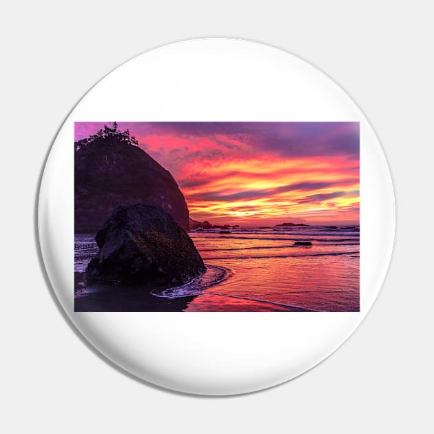 Vibrant sunset on rocky coast Pin by blossomcophoto
