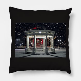 Elyria, Ohio, Gazebo in the snow Pillow