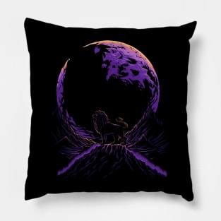 Retrowave Roaring Lion At Night Pillow