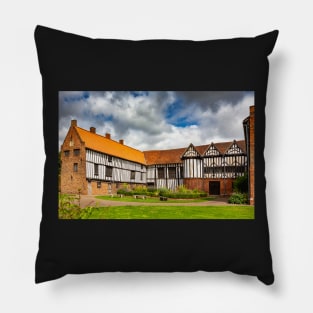 Gainsborough old hall Pillow