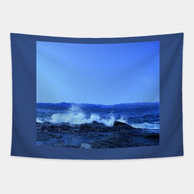 Blue Ocean Waves Tapestry by timegraf