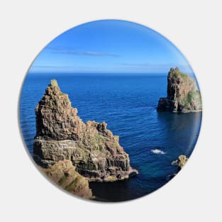 Stacks of Duncansby, Scotland Pin