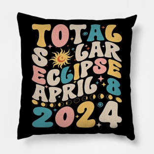 Total Solar Eclipse Vintage retro Pillow