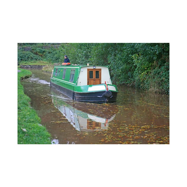 Narrowboat, Monmouthshire & Brecon Canal, October 2021 by RedHillDigital