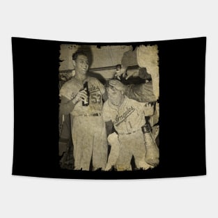 Don Drysdale and Peewee Reese - 1959 WS Tapestry