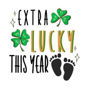 Pregnancy Announcement in St. Patrick's Day - Extra Lucky This Year T-Shirt