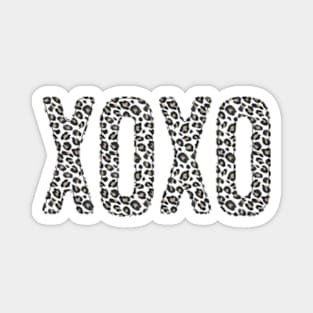 Cheetah Print XOXO © GraphicLoveShop Magnet