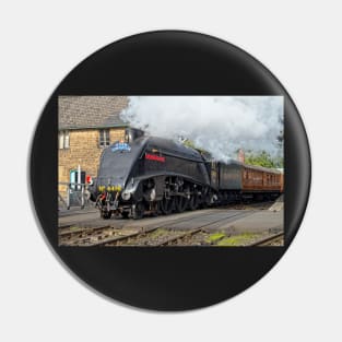 A4 Class Steam Train Sir Nigel Gresley Pin