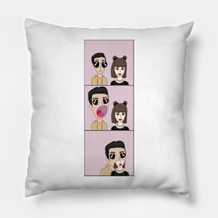 She‘s a Snack | Comic Style | Triptch | Vertical Pillow