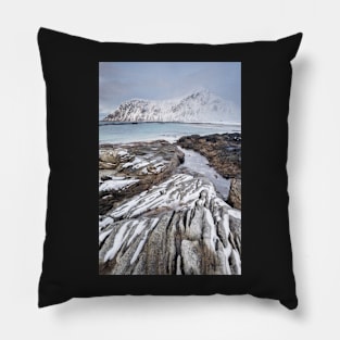 Flakstad Pillow