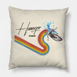 Retro 70s/80s Style Rainbow Surfing Wave France Pillow
