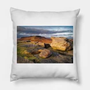 Higger Tor & Carl Wark Pillow