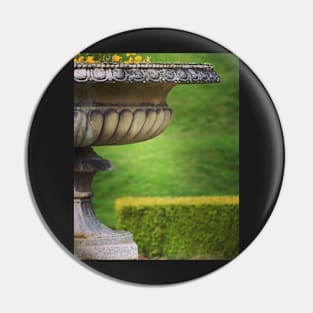 Plant urn Pin