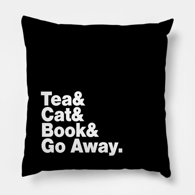 Can't you see I'm reading? Pillow by spaceweevil