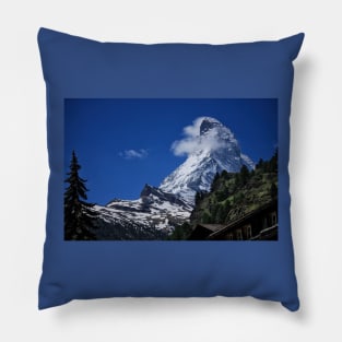 The Matterhorn under a clear blue sky Pillow