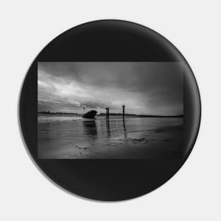 Elbe beach black and white Pin