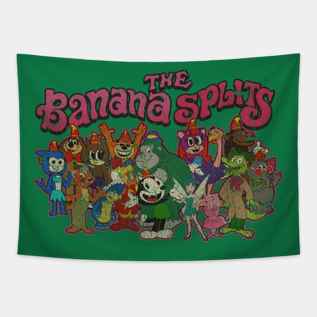 BANANA SPLITS FAMILY -  RETRO STYLE Tapestry by lekhartimah