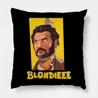 Tuco's Hanging - An Iconic Moment from „The Good, the Bad and the Ugly“ Pillow