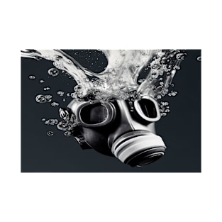 Cyberpunk Gasmask Artwork / Gasmask Splashing In Water T-Shirt