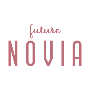 Future Novia - Engagement Wedding Party Bridal Shower Gift For Women T-Shirt