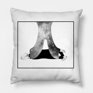 Transcendencia Pillow