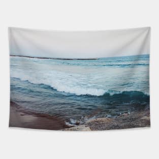 Calm Ocean Waves Tapestry