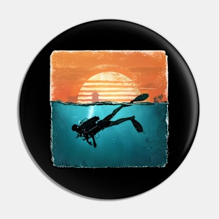 Scuba Diving Retro Sun Set Lovers Men Women Divers Pin