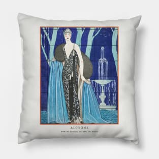 Alcyone / Robe et manteau du soir, de Worth (1923) Pillow