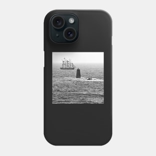 Le Belem et les Vieux Moines Phone Case