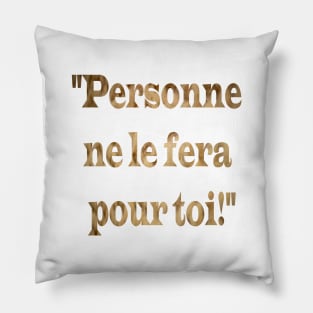 text in french Pillow