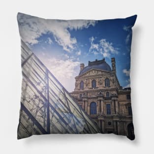 Louvre Palais Pillow