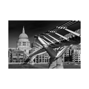 St Paul's Cathedral London Millennium Bridge T-Shirt