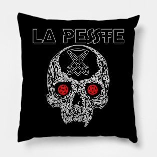 Skull red eyes Pillow